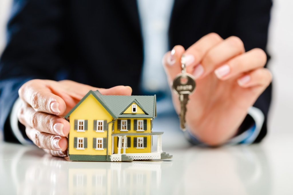 Role of Real Estate Lawyer 
